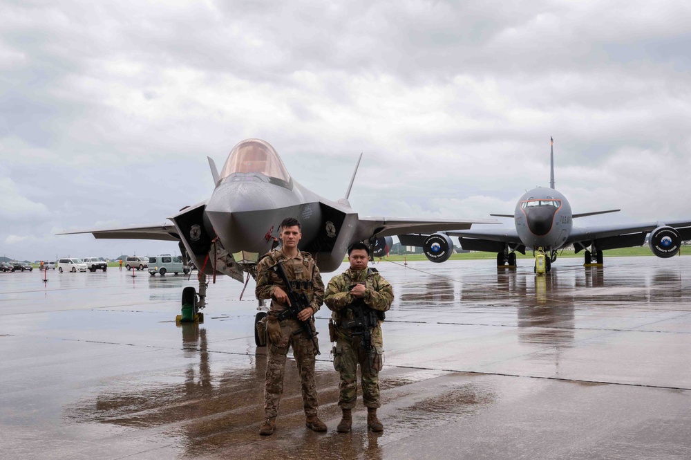 Gallemore takes command of the 18th Wing