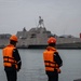 USS Santa Barbara (LCS 32) pulls into Chuk Samet Port