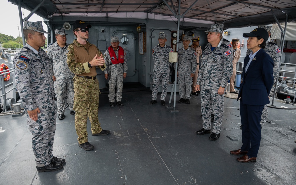 Canadian Ambassador Observes VBSS Training at CARAT Thailand 2025