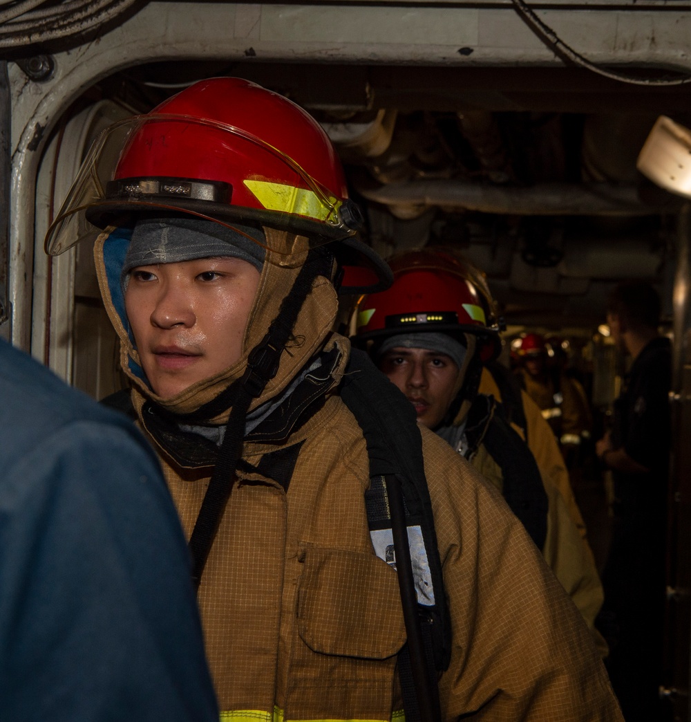 USS Carl Vinson (CVN 70) Conducts Routine Operations in the Indian Ocean