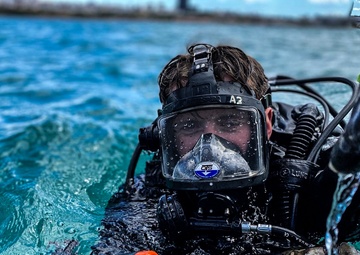 U.S. Navy Divers Strengthen NATO Maritime Infrastructure in Croatia