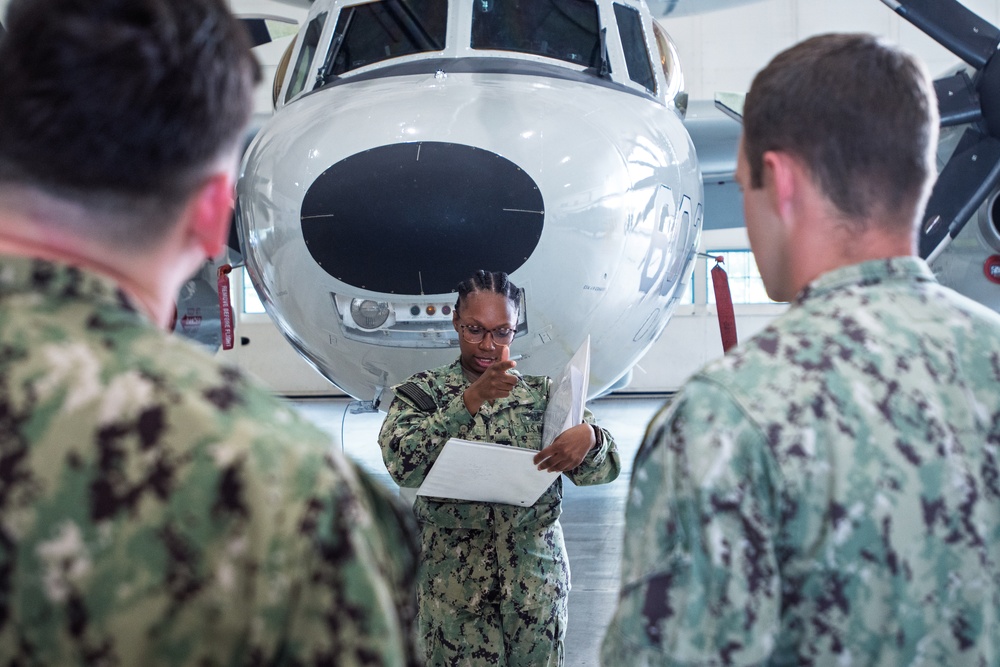 VX-1 Sailors participate in training