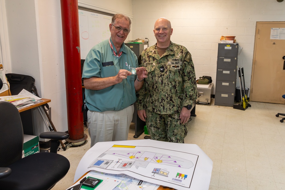 Shipyard Spotlight: Larry Pendleton - Code 950 Electronics Technician