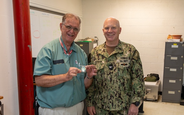 Shipyard Spotlight: Larry Pendleton - Code 950 Electronics Technician