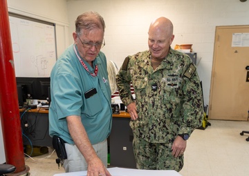 Shipyard Spotlight: Larry Pendleton - Code 950 Electronics Technician