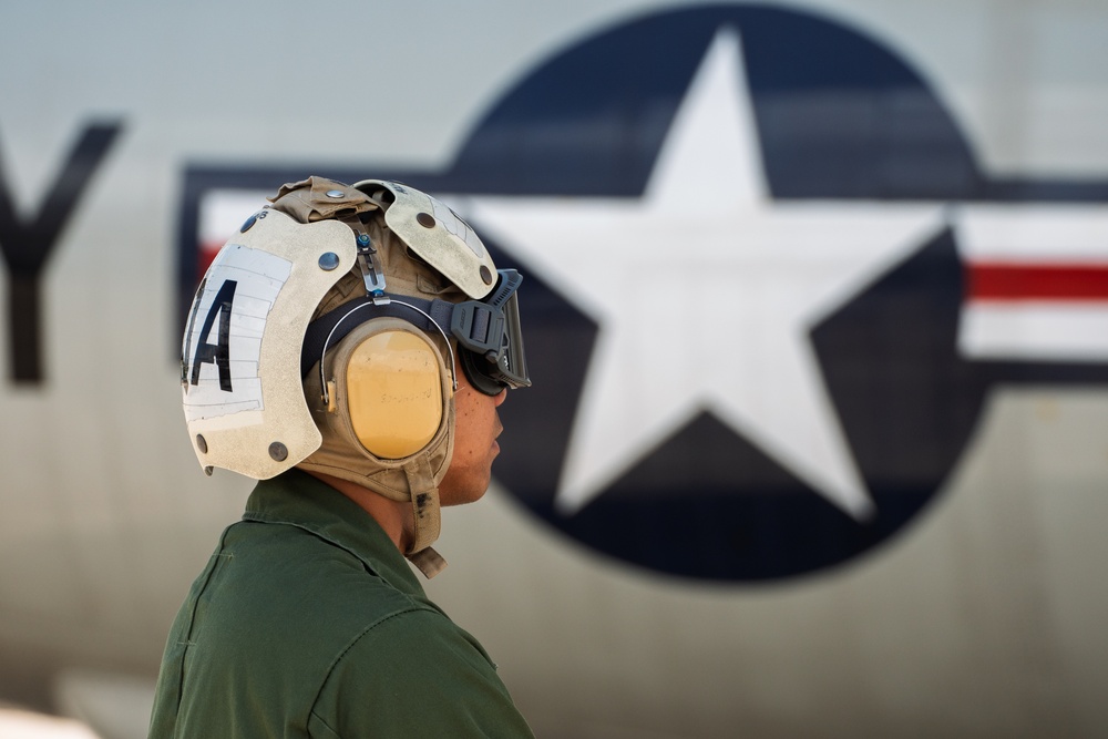 VX-1 Sailors perform operation check