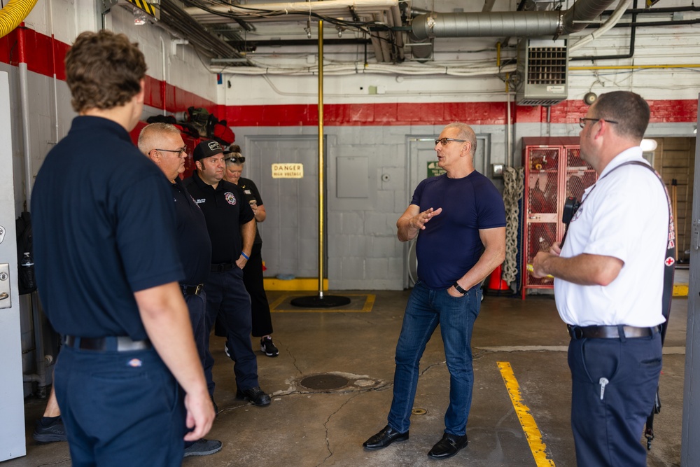 Chef Robert Irvine visits Marine Corps Base Quantico