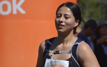 Navy Medicine Runners participate in 200 mile relay