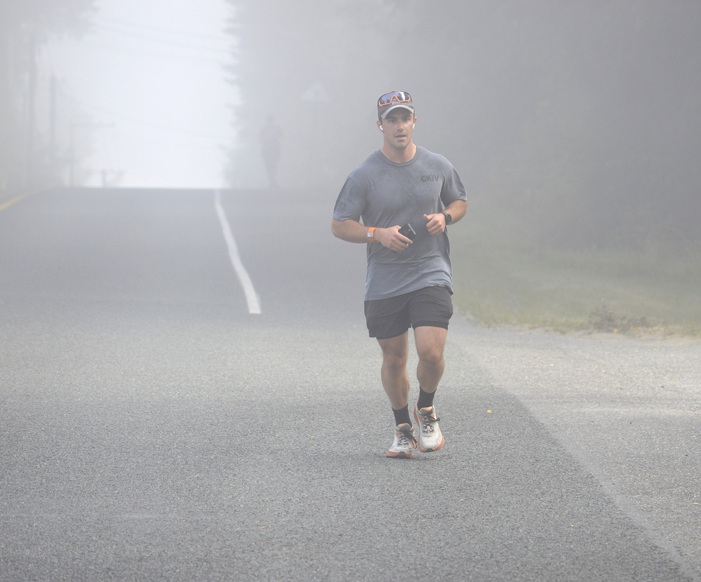 Navy Medicine Runners participate in 200 mile relay