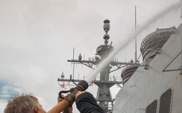 USS Winston S. Churchill (DDG 81) Fresh Water Washdown