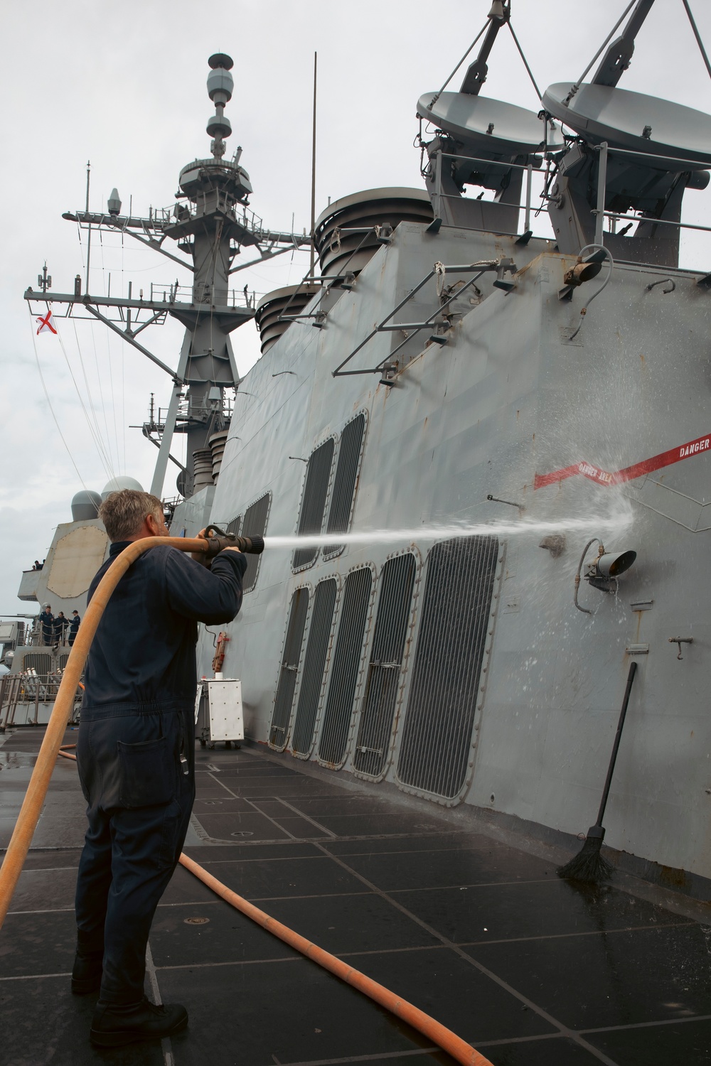 USS Winston S. Churchill (DDG 81) Fresh Water Washdown