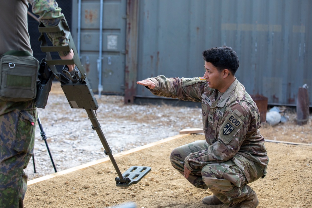 ‘Wall-E’ on the Front Lines: EOD Soldiers Train for Real-World Explosives