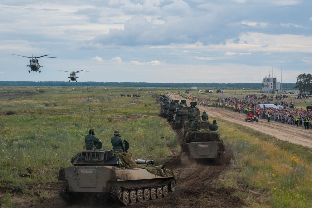 Tank warfare demonstration features U.S. Army in Poland