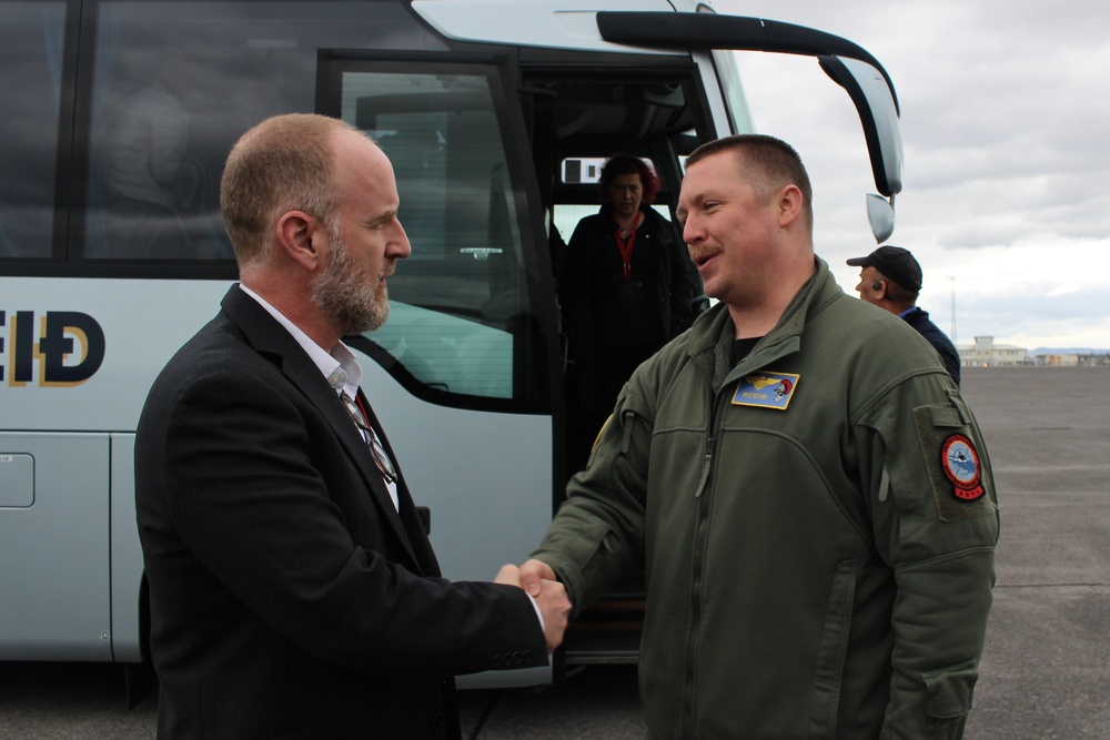 Defense and Security Committee, NATO Parliamentary Assembly visits U.S. VP Squadrons