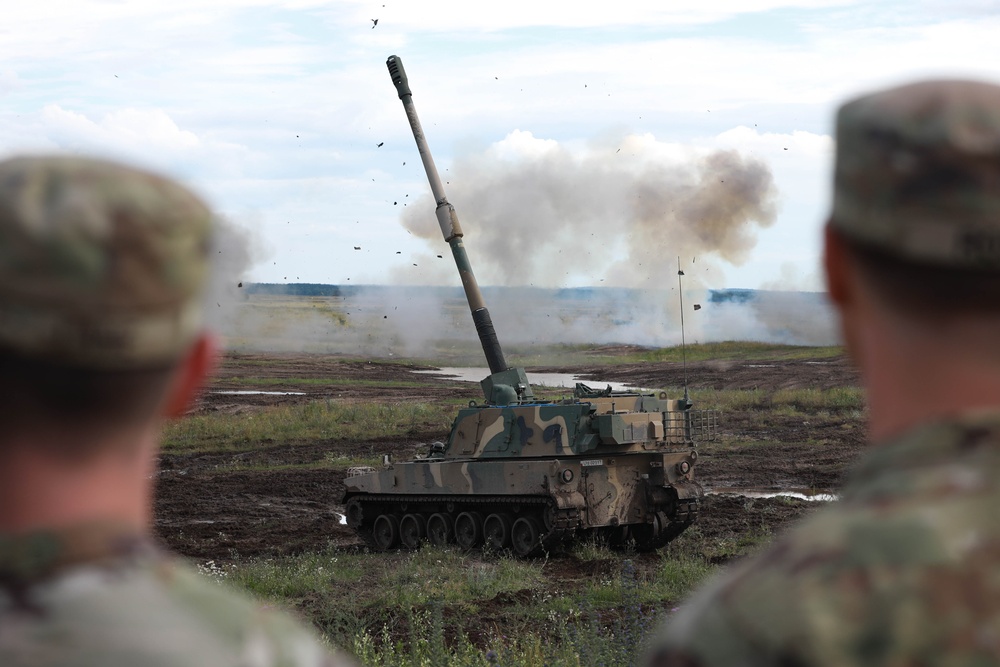 Tank warfare demonstration features U.S. Army in Poland
