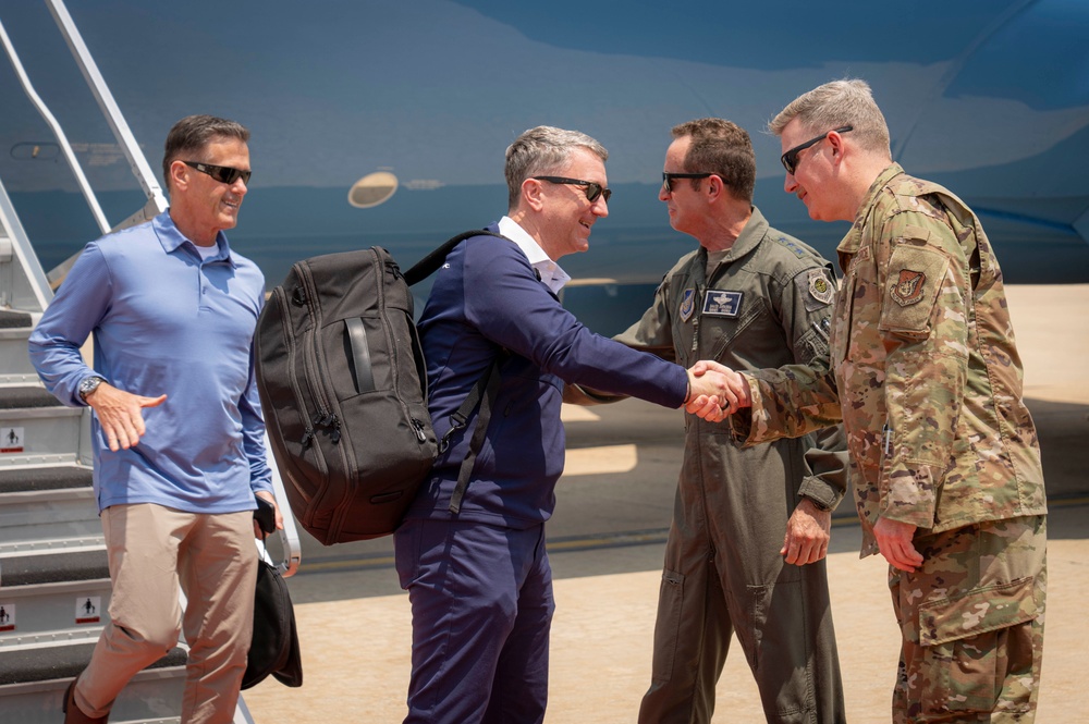 CJCS Arrives Osan