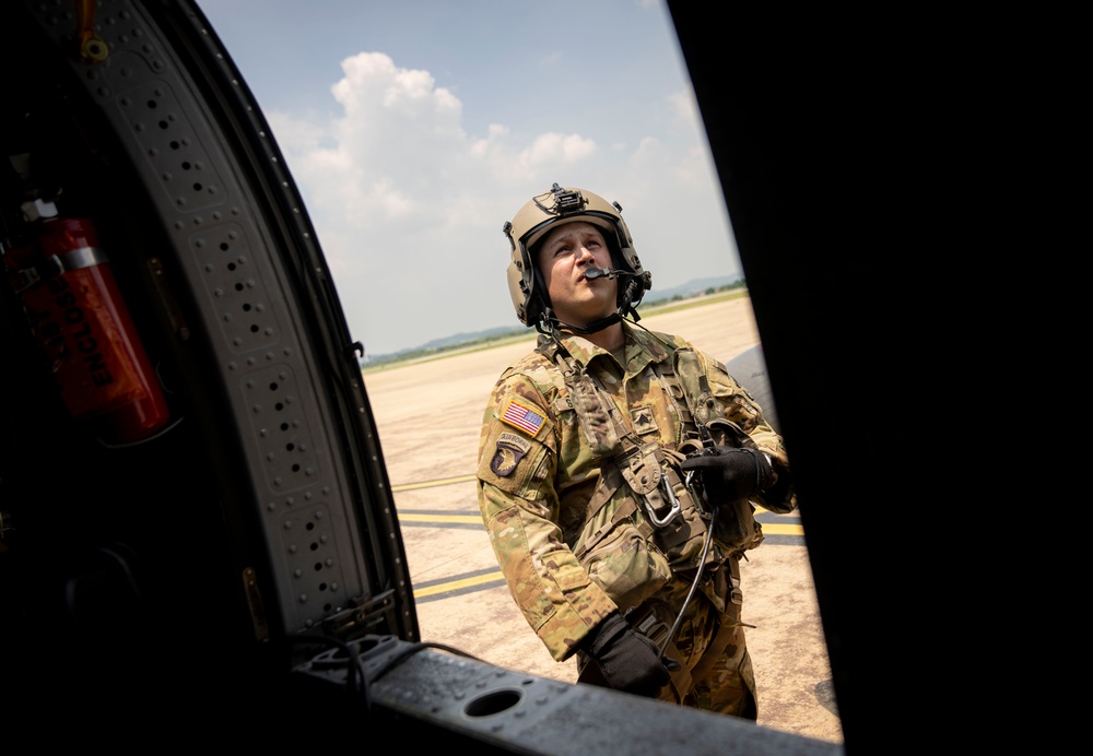 CJCS Arrives Osan