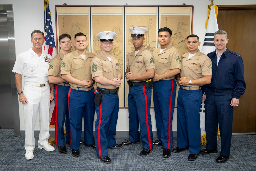 CJCS Meets with Embassy Staff