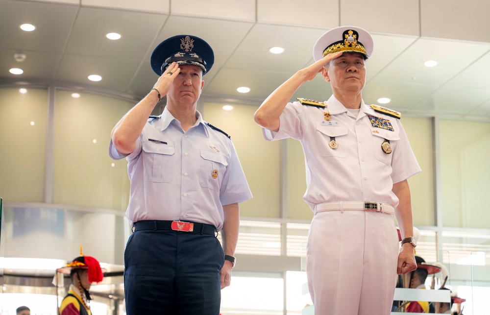 CJCS Participates in Honor Guard Ceremony
