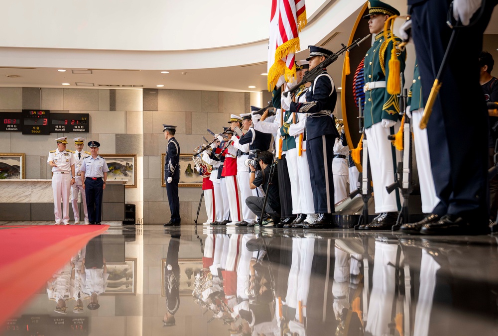CJCS Participates in Honor Guard Ceremony