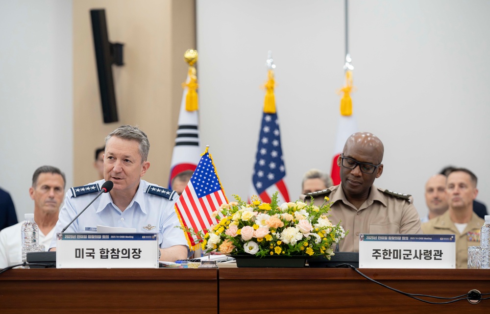 CJCS Participates in Tri-CHOD Meeting