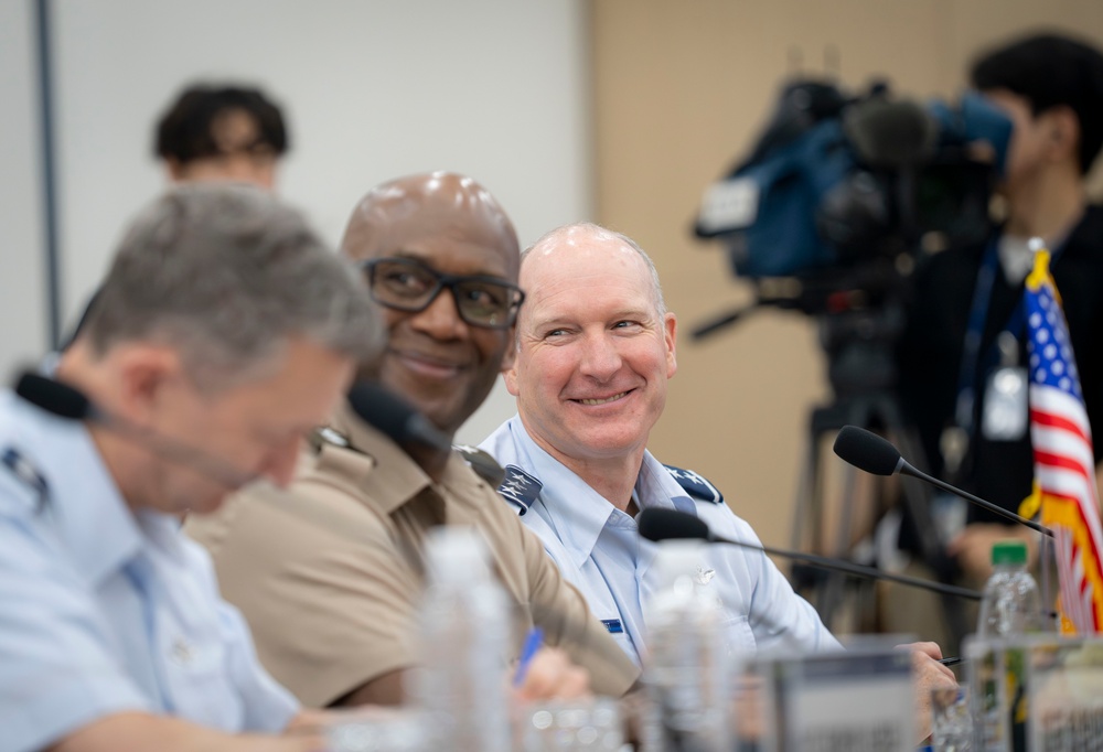 CJCS Participates in Tri-CHOD Meeting