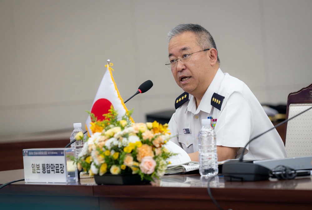 CJCS Participates in Tri-CHOD Meeting