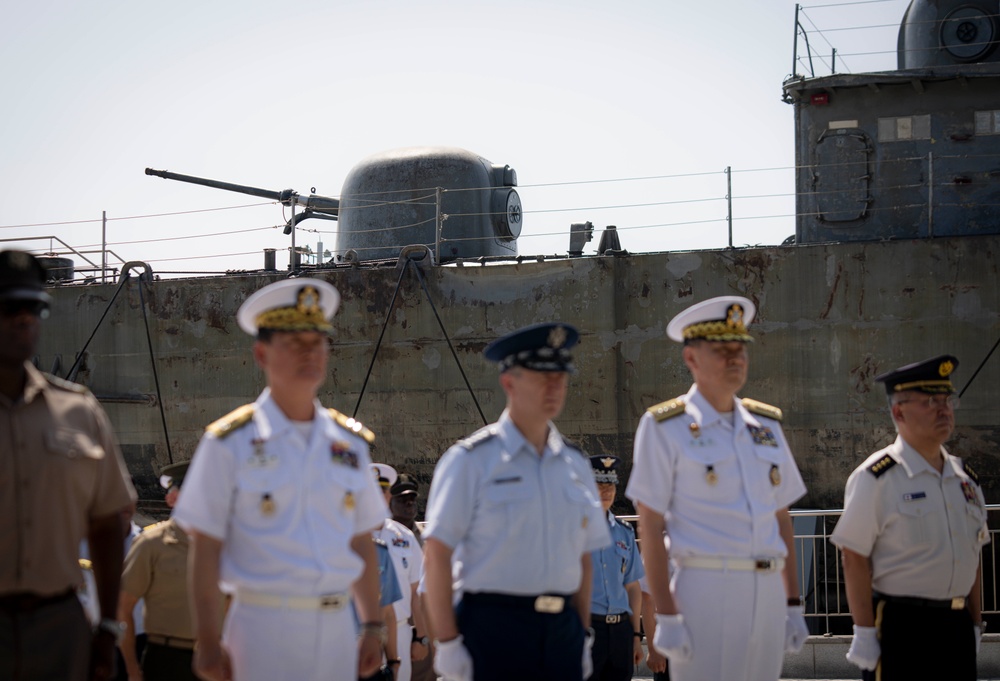 CJCS Participates in Korea Cheonan Memorial