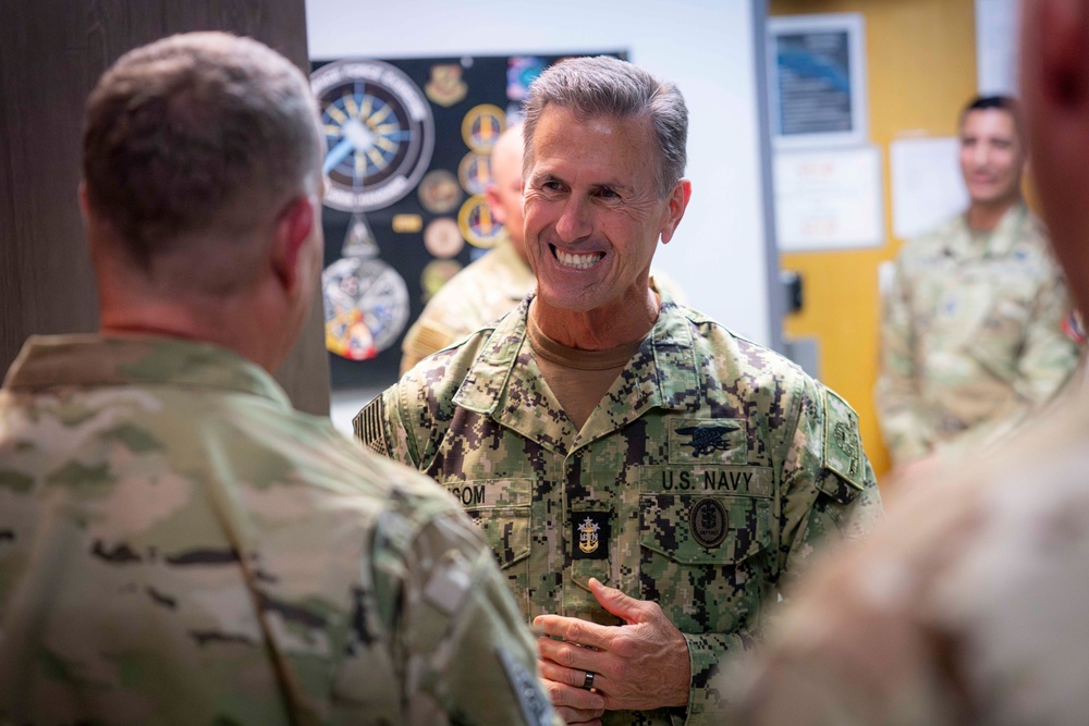 SEAC Meets with Service Members
