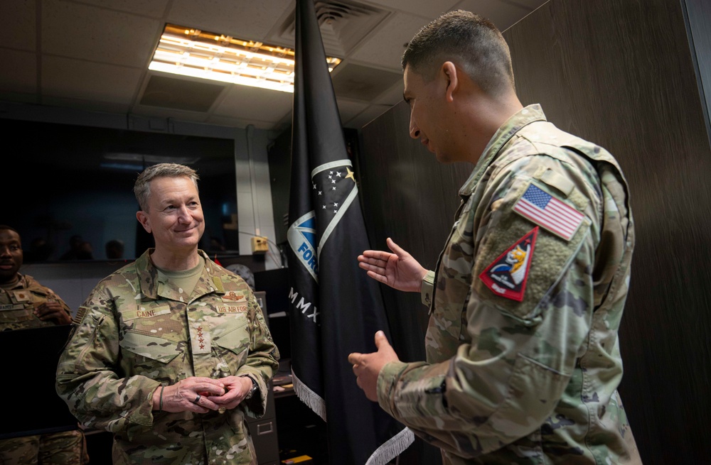 CJCS Meets with Service Members