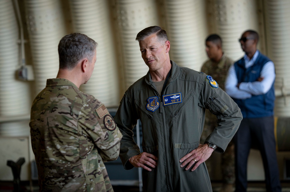 CJCS Meets with Service Members