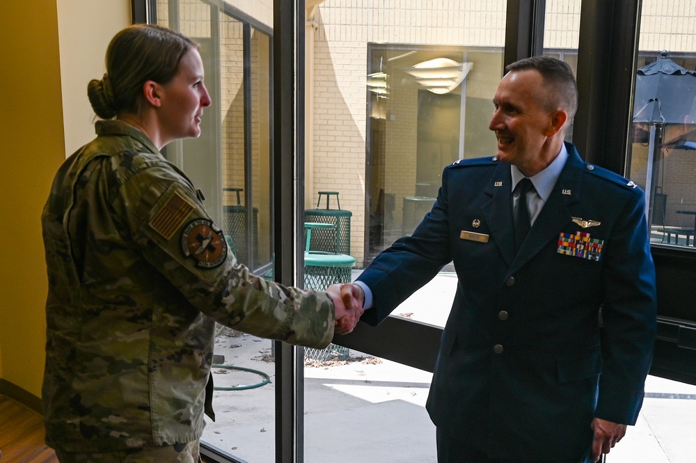 Col. Bailey Takes Command of 433rd AES, Focuses on Readiness and Mentorship