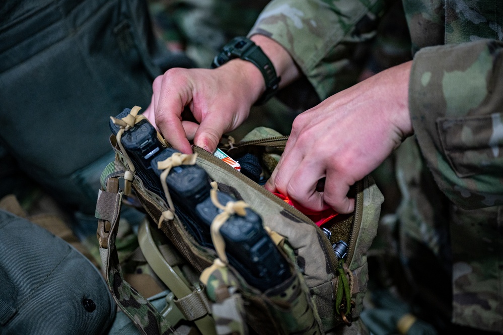 U.S. Soldiers depart in support of exercise Talisman Sabre