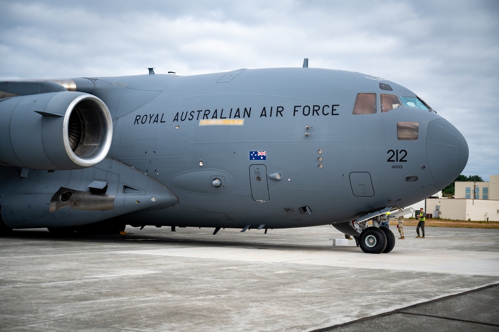 U.S. Soldiers depart in support of exercise Talisman Sabre