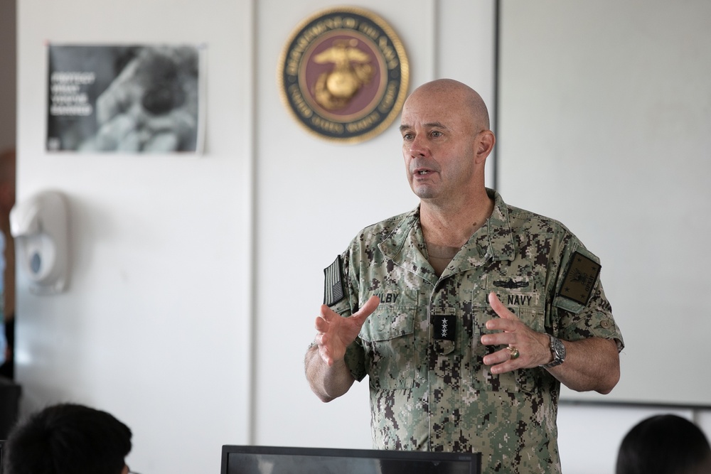 VCNO Visits Sailors in Naval Station Newport