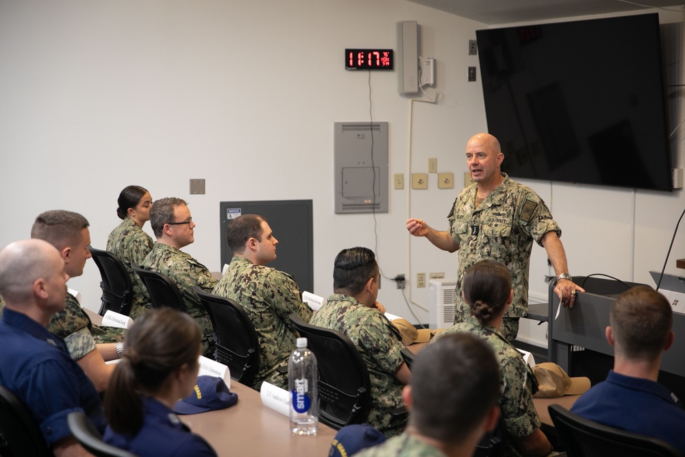 VCNO Visits Sailors in Naval Station Newport