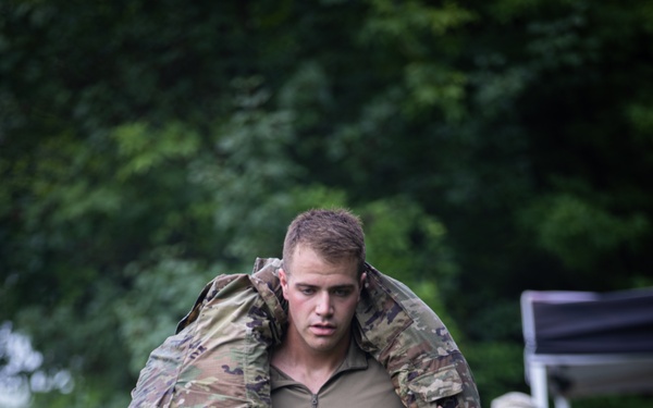 Sgt. Luke Entz carries the fallen, Best Warrior 2025