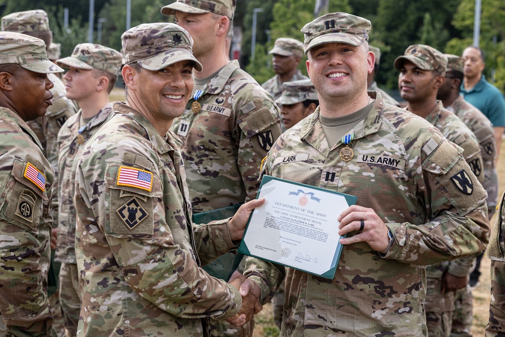 21st STB Recognizes Soldiers for Defender 25 TTX