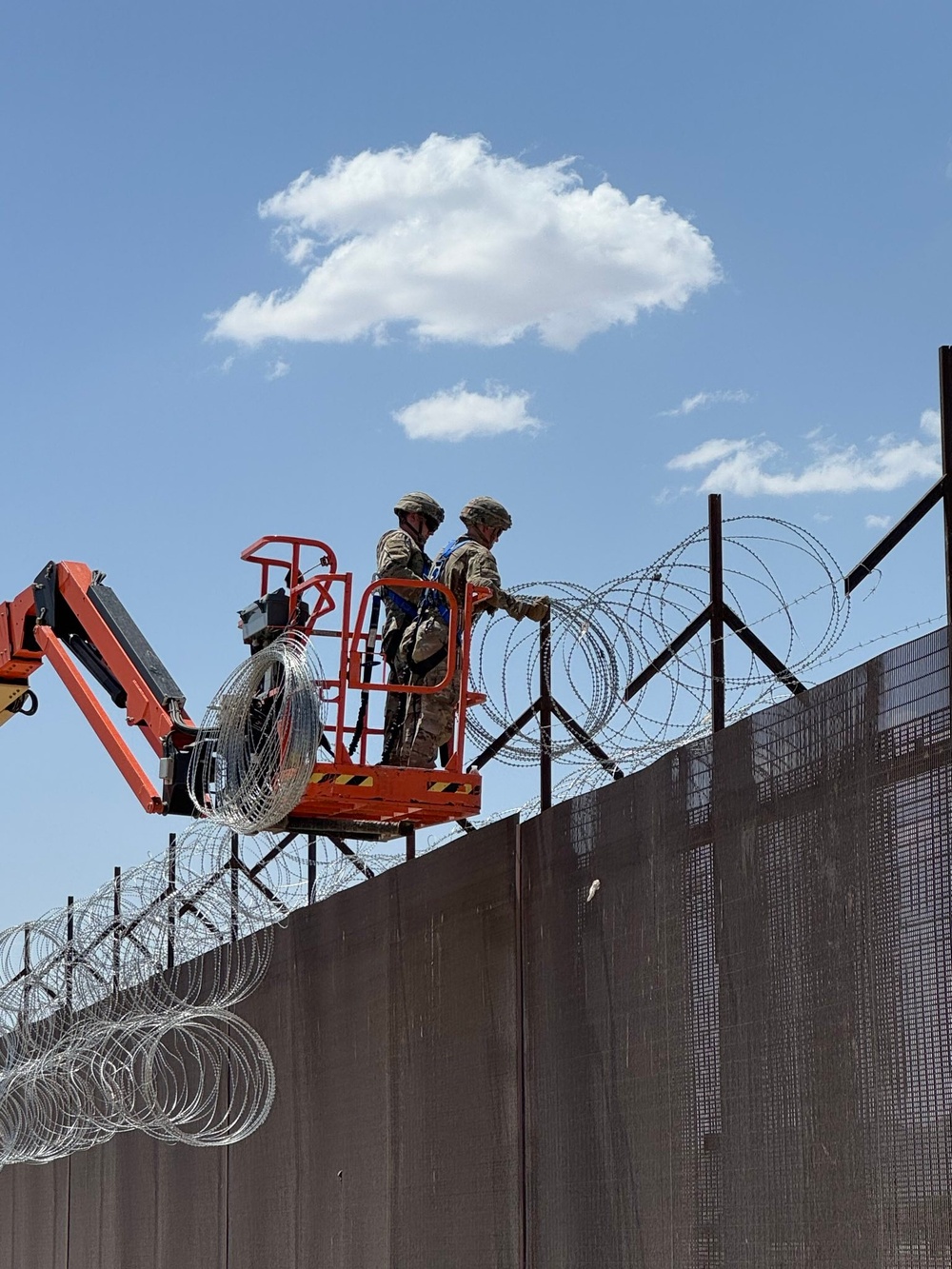 U.S. Army reinforce southern border barrier