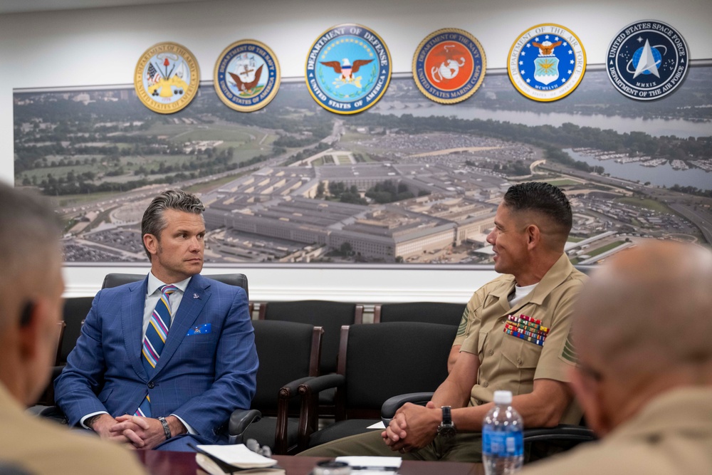 SD Hegseth Attends SMMC Symposium