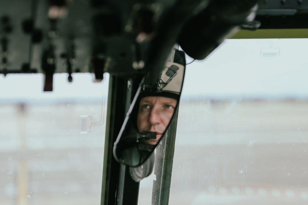 1st Air Cavalry Brigade Commander takes flight