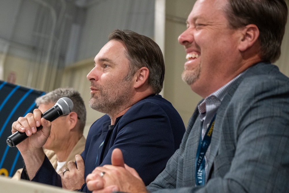 NAVFAC EXWC Highlights Mission, Capabilities at Ventura Defense Industry Forum
