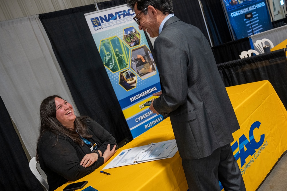 NAVFAC EXWC Highlights Mission, Capabilities at Ventura Defense Industry Forum