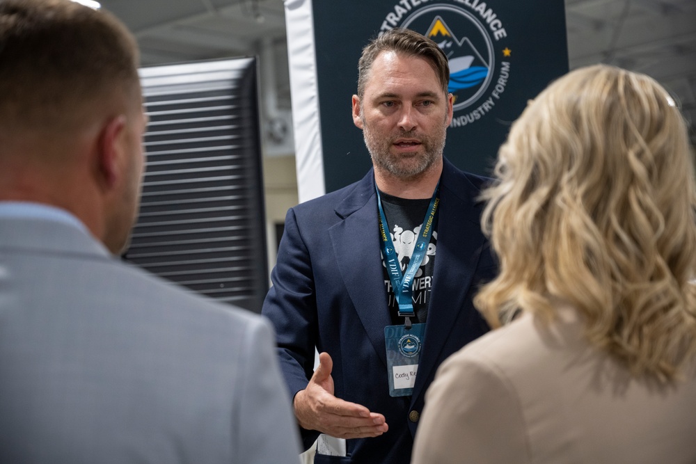 NAVFAC EXWC Highlights Mission, Capabilities at Ventura Defense Industry Forum
