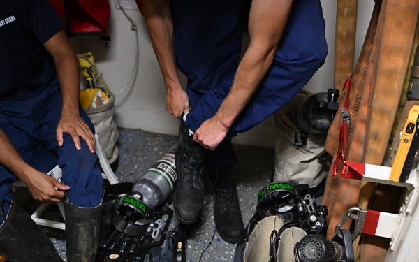 Coast Guard Cutter Stratton crewmembers conduct training at sea