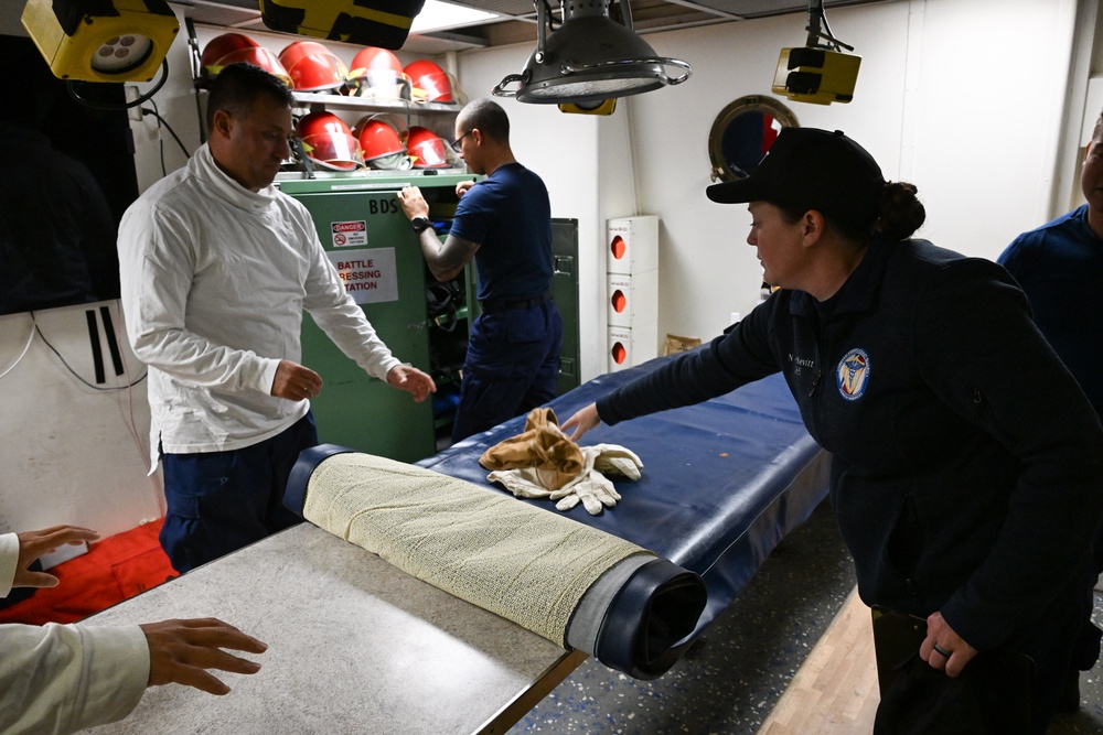 Legend-class USCGC Stratton (WMSL 752) crew members conduct training at sea