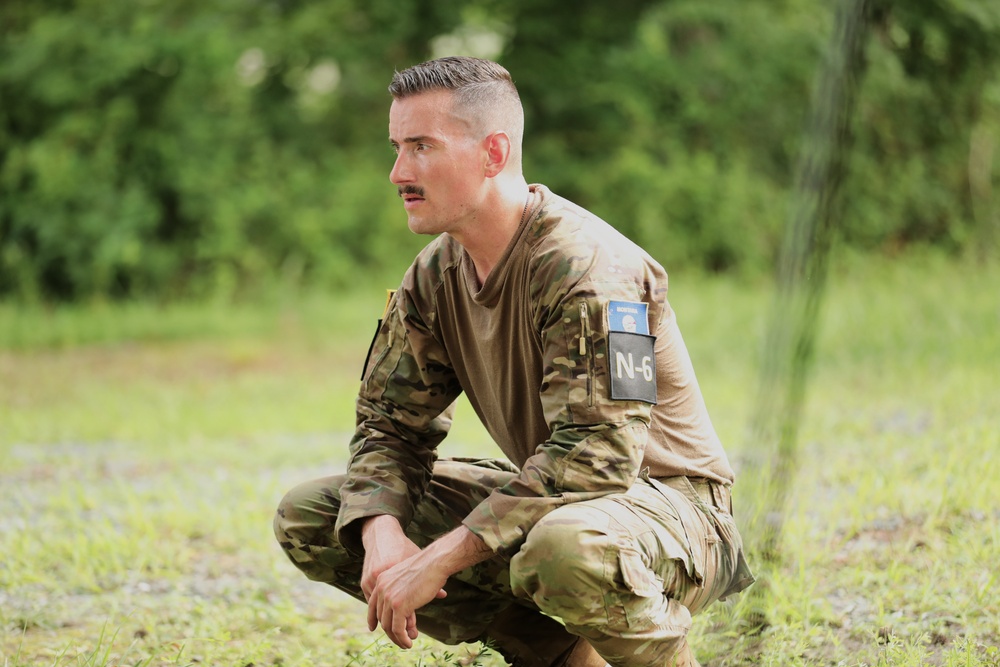 U.S. Army Sgt. Lee Participates in Honor of Medal Run - 2025 National Best Warrior