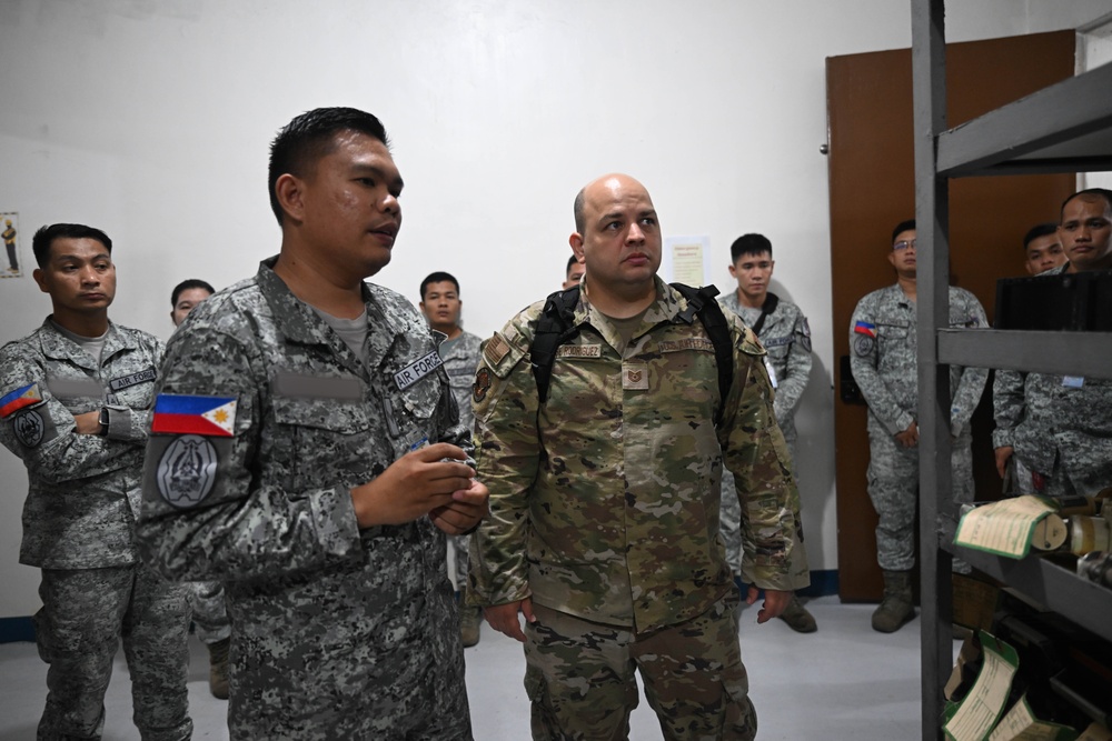 U.S. and Philippine Air Forces share materiel management expertise at Cope Thunder 25-2