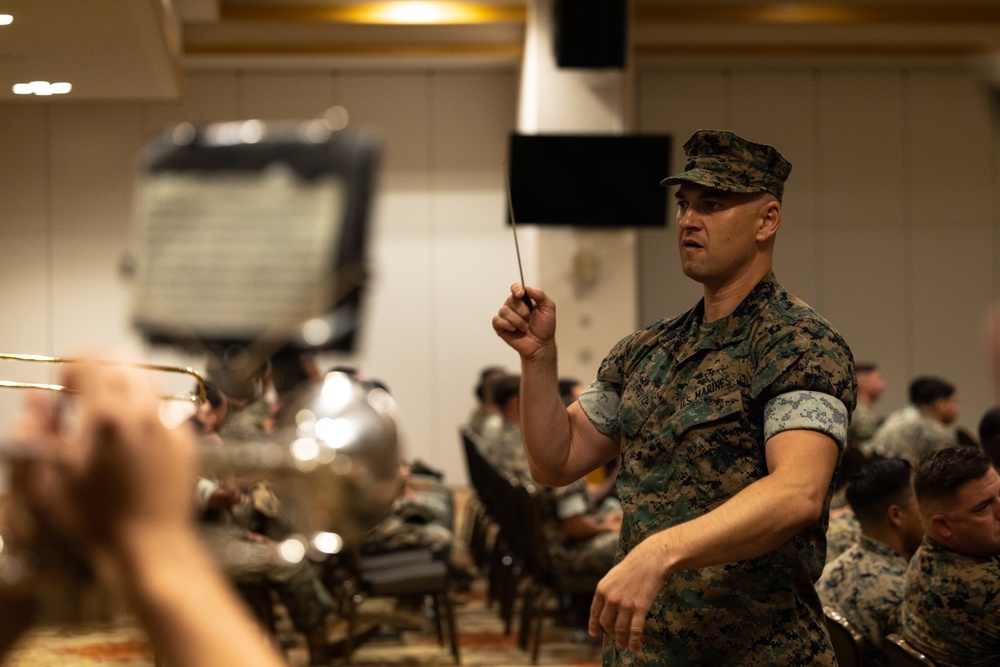 III MSB conducts change of command ceremony