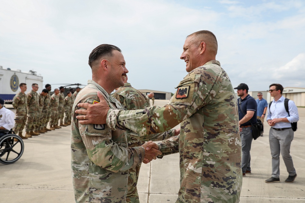 Nordhaus, Raines, visit Guardsmen on duty supporting Texas flood response